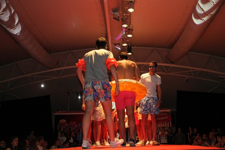 IC Line Up Fashion Show